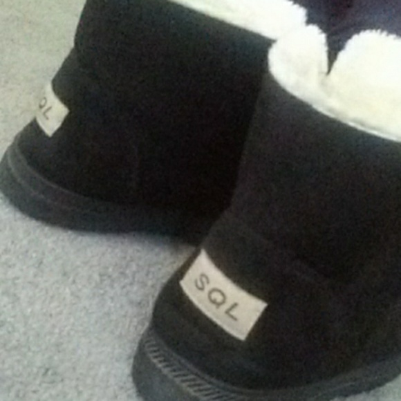 SQL black boots - Picture 2 of 2